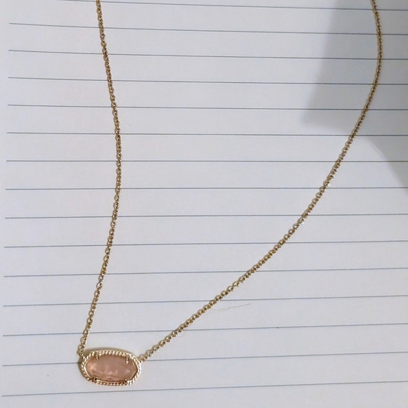 Kendra Scott Jewelry - Elegant Gold Chain Necklace With Pink Quartz Pendant